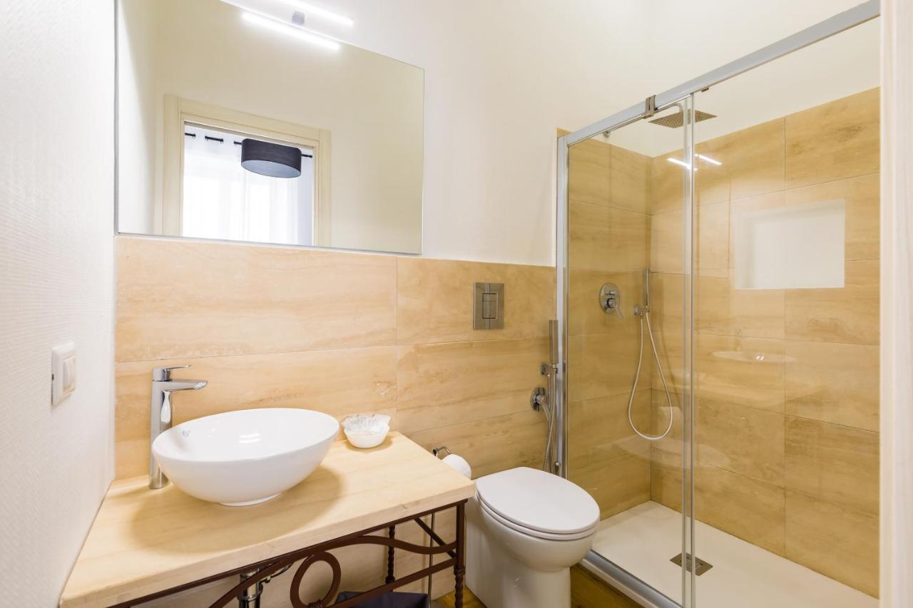 Barrio 133 - Double Bedroom In Center By Napoliapartments Exterior foto